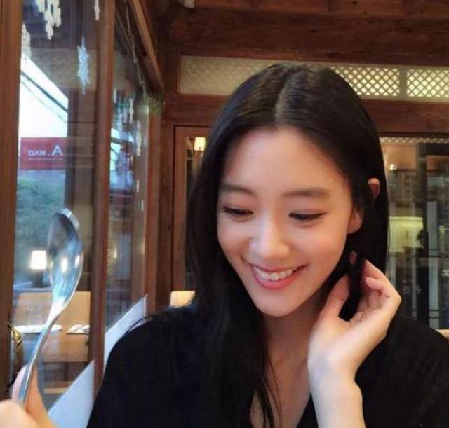 37间房主播跳舞 午夜场